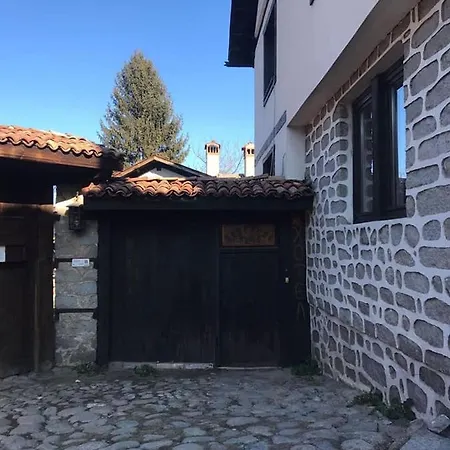 Matsureva House - Pri Ivan Pensjonat Bansko